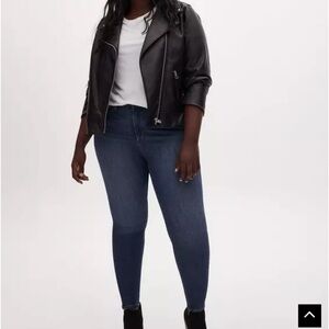 Torrid Sky High Skinny Jeans [NWOT]
